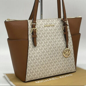 Michael Kors Charlotte Tote Bag Vanilla